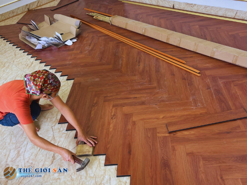 Một số lưu ý khi thi công và bảo trì sàn gỗ