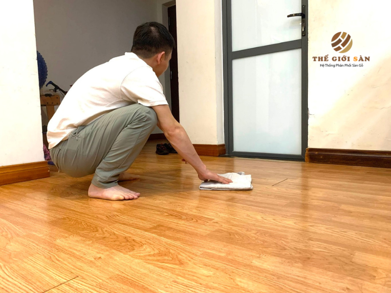 nên lát sàn gỗ hay gạch