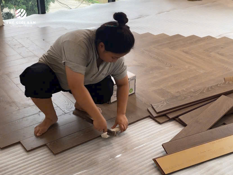 Sàn gỗ cốt đen có phù hợp với khí hậu ở Việt Nam không