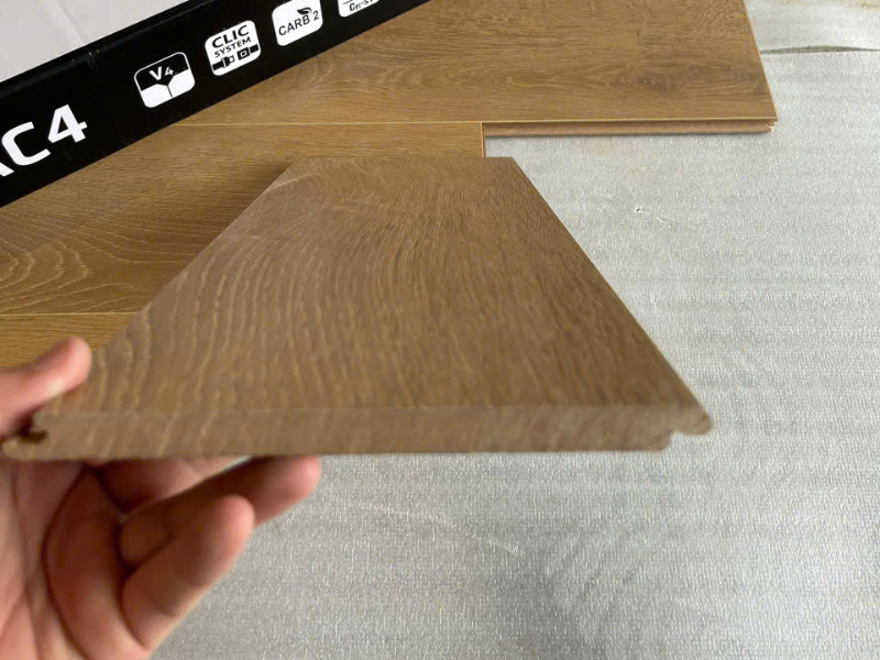 Cách Hạn Chế Tình Trạng Sàn Gỗ Bị Cong Vênh